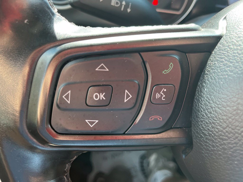 Used 2022 Jeep Gladiator Sport AWD/4WD image 13