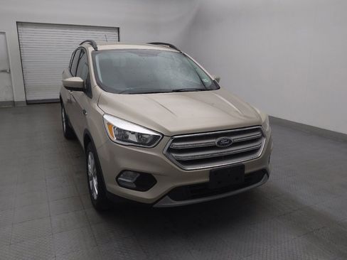 Used 2018 Ford Escape SE image 14