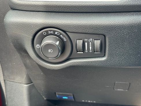 New 2026 Chrysler Pacifica Select w/ S Appearance Package AWD/4WD image 19