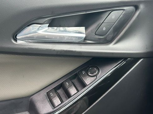New 2026 Chevrolet Equinox LT w/ Convenience Package II FWD image 30