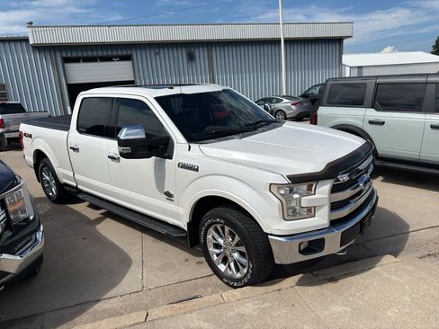 Used 2015 Ford F150 King Ranch w/ Equipment Group 601A Luxury AWD/4WD image 2