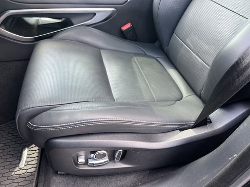 Used 2026 Jaguar F-PACE R-Dynamic S AWD/4WD image 17
