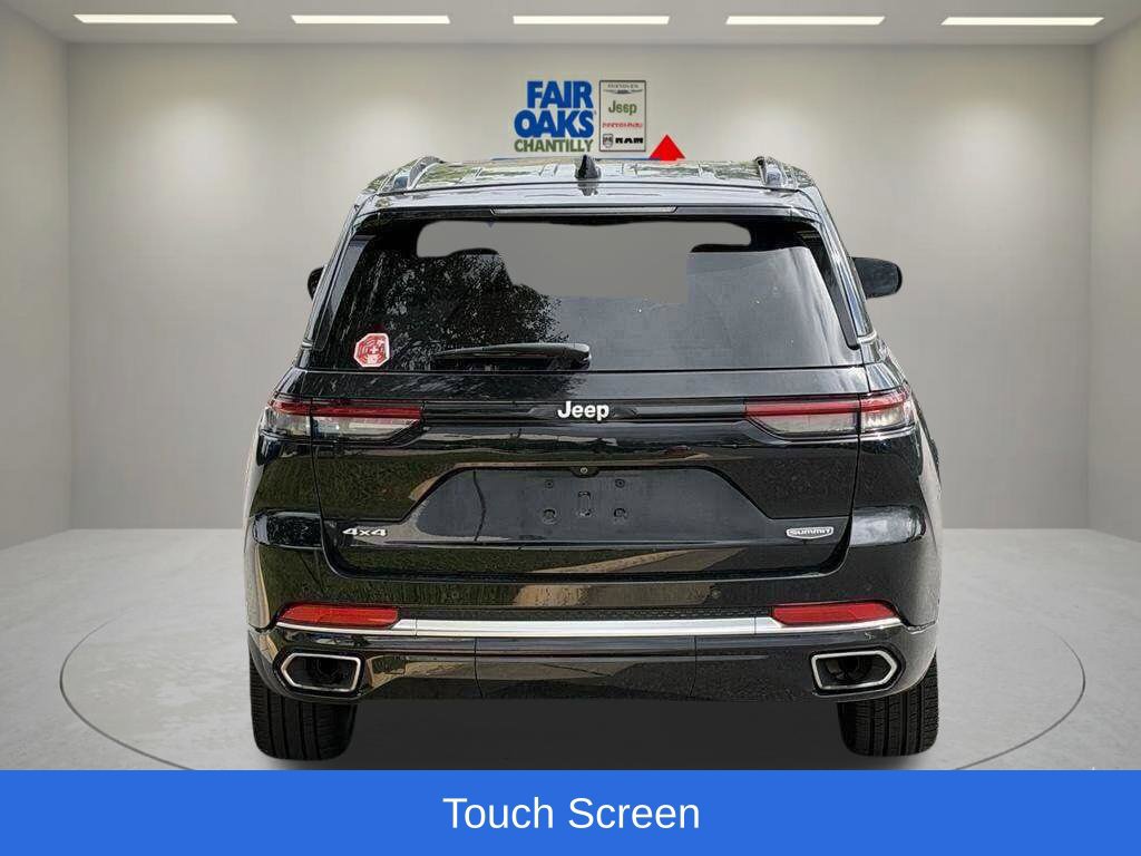 Used 2025 Jeep Grand Cherokee Summit AWD/4WD image 9