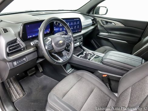 Certified 2024 Chevrolet Traverse LT image 10