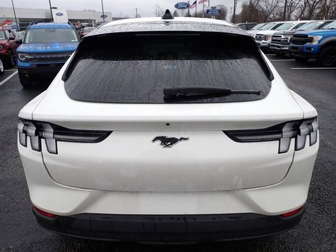 Certified 2025 Ford Mustang Mach-E Premium image 6
