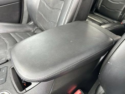 Used 2022 Cadillac XT6 Premium Luxury w/ Platinum Package AWD/4WD image 33