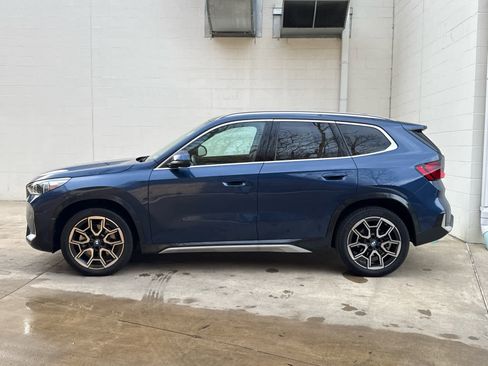 Certified 2025 BMW X1 xDrive28i image 5