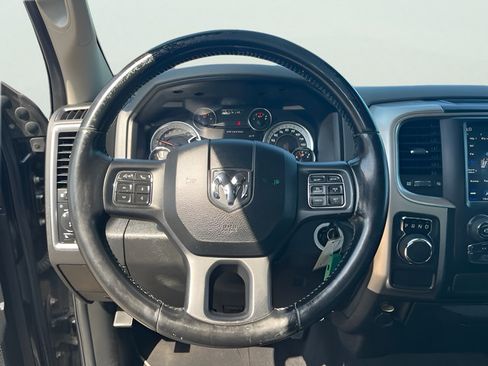 Used 2019 RAM 1500 Big Horn RWD image 16