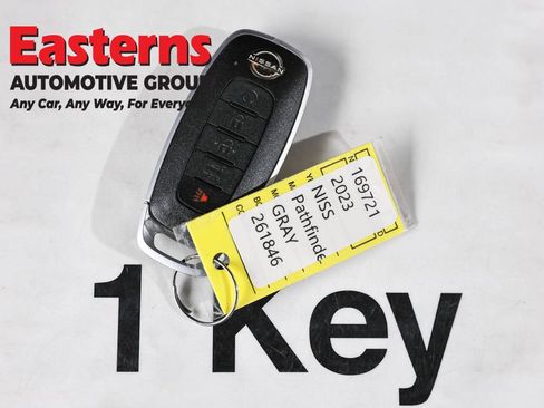 Used 2023 Nissan Pathfinder SL w/ SL Premium Package AWD/4WD image 25