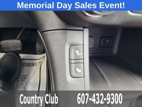 Used 2019 GMC Acadia SLE w/ Driver Alert Package I AWD/4WD image 18