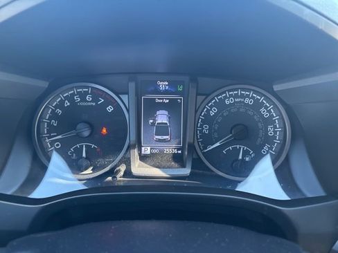 Certified 2023 Toyota Tacoma TRD Off-Road w/ Technology Package image 25