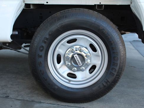 Used 2017 Ford F250 XL w/ Power Equipment Group image 28