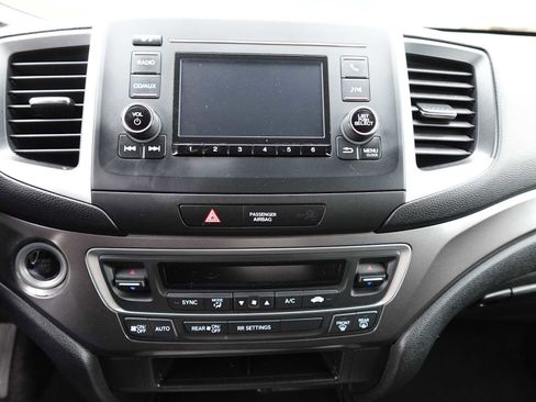 Certified 2017 Honda Ridgeline Sport image 21