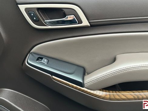 Used 2018 GMC Yukon Denali image 22