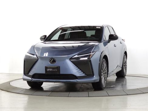 Certified 2023 Lexus RZ 450e Premium w/ Cold Area Package image 4