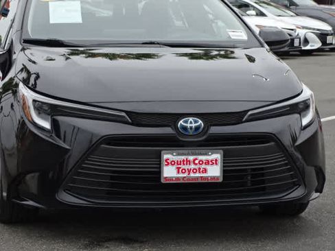 Certified 2023 Toyota Corolla LE w/ Carpet Mat Package (TMS) FWD image 4