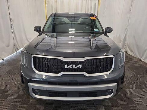 Used 2023 Kia Telluride EX AWD/4WD image 2