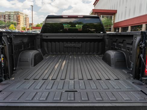 Used 2023 GMC Sierra 1500 AT4 AWD/4WD image 9
