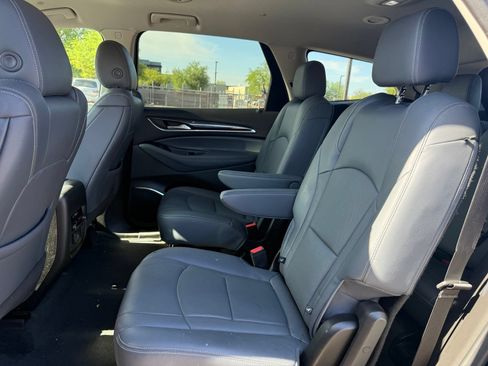 Used 2021 Buick Enclave Essence AWD/4WD image 10