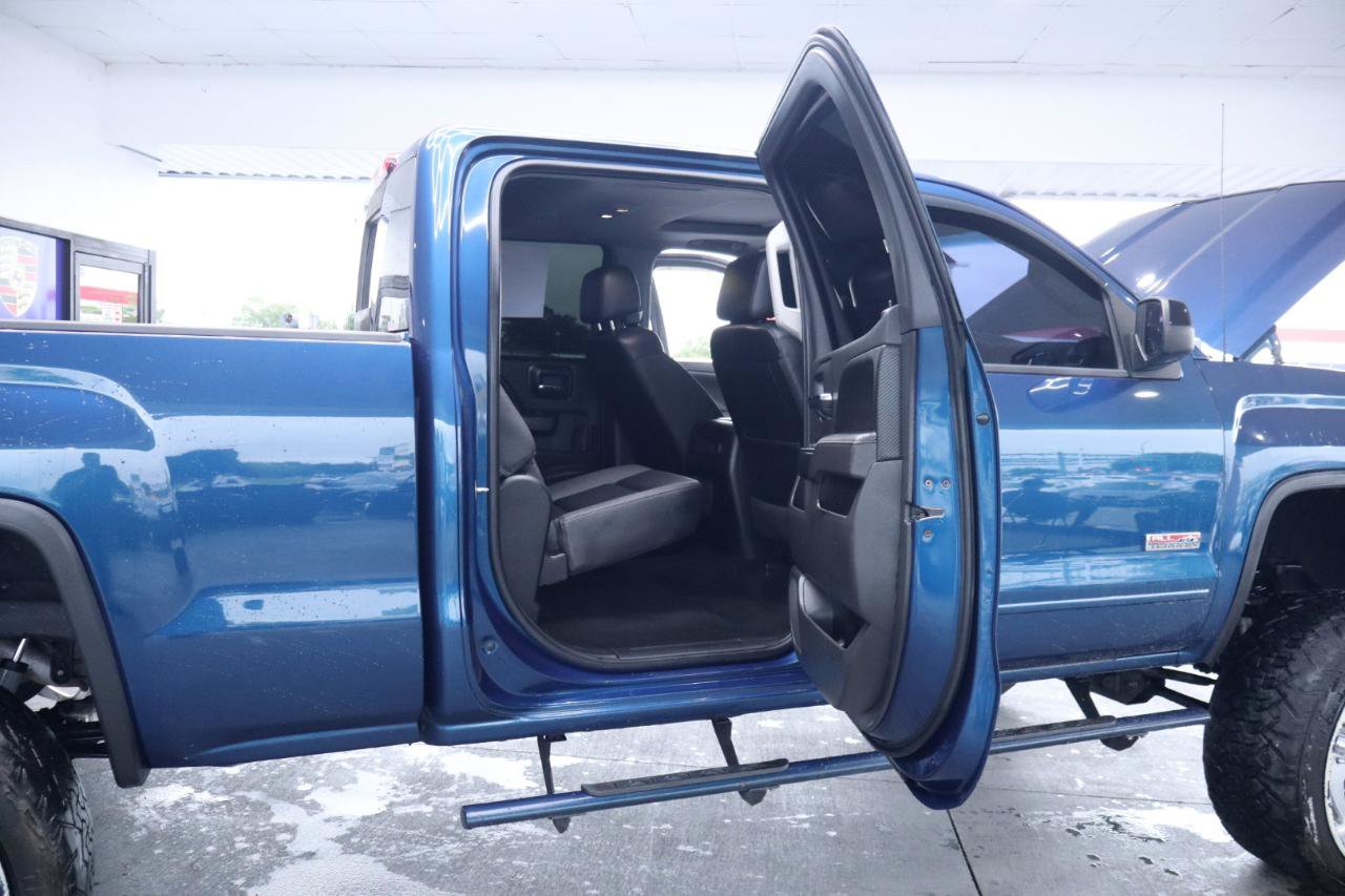 Used 2017 GMC Sierra 1500 SLT AWD/4WD image 35