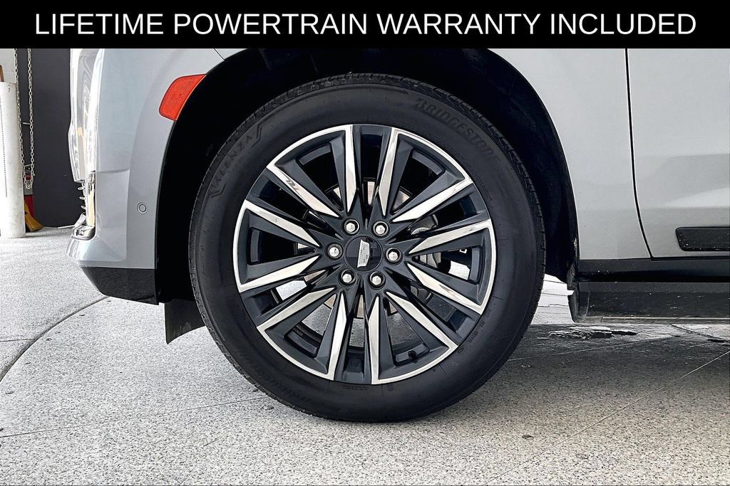 Used 2024 Cadillac Escalade Sport Platinum RWD image 11
