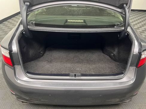 Used 2015 Lexus ES 350 w/ Luxury Package FWD image 8