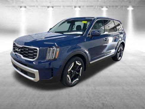 Used 2024 Kia Telluride S w/ S Sunroof Package AWD/4WD image 3