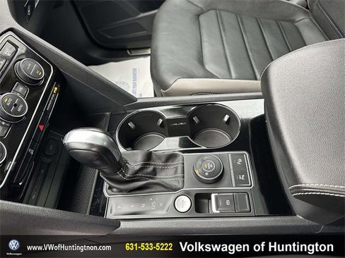 Certified 2022 Volkswagen Atlas SEL Premium image 29