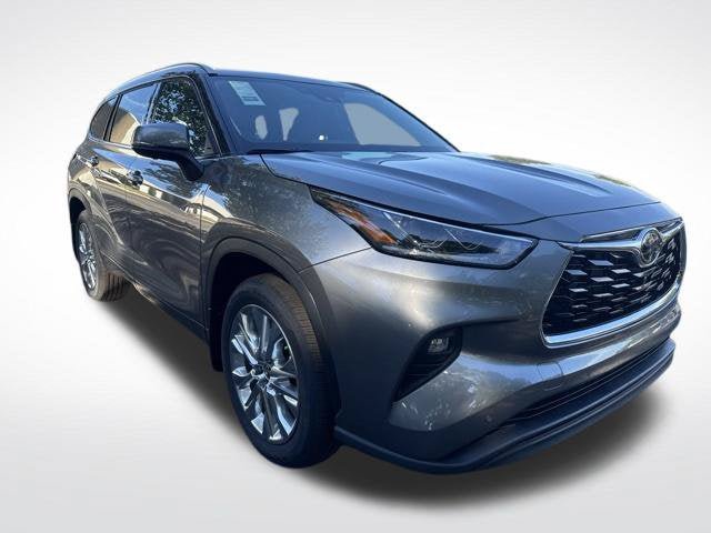 New 2026 Toyota Highlander Limited AWD/4WD image 12