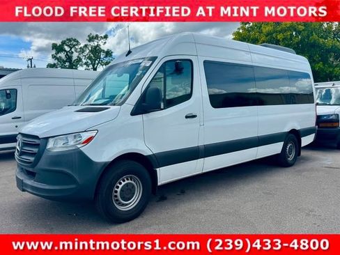 Used 2021 Mercedes-Benz Sprinter 2500 image 5