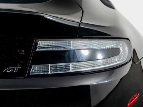Used 2015 Aston Martin V8 Vantage GT RWD image 13