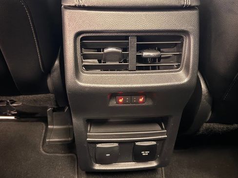 Used 2019 Ford Edge Titanium w/ Equipment Group 301A image 25