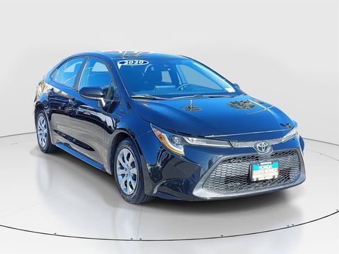 Used 2020 Toyota Corolla LE image 3