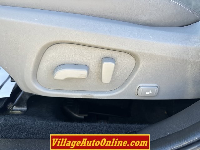 Used 2016 Subaru Forester 2.5i Touring w/ Popular Package #2 AWD/4WD image 13