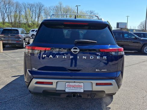 Used 2023 Nissan Pathfinder SL w/ SL Premium Package image 10