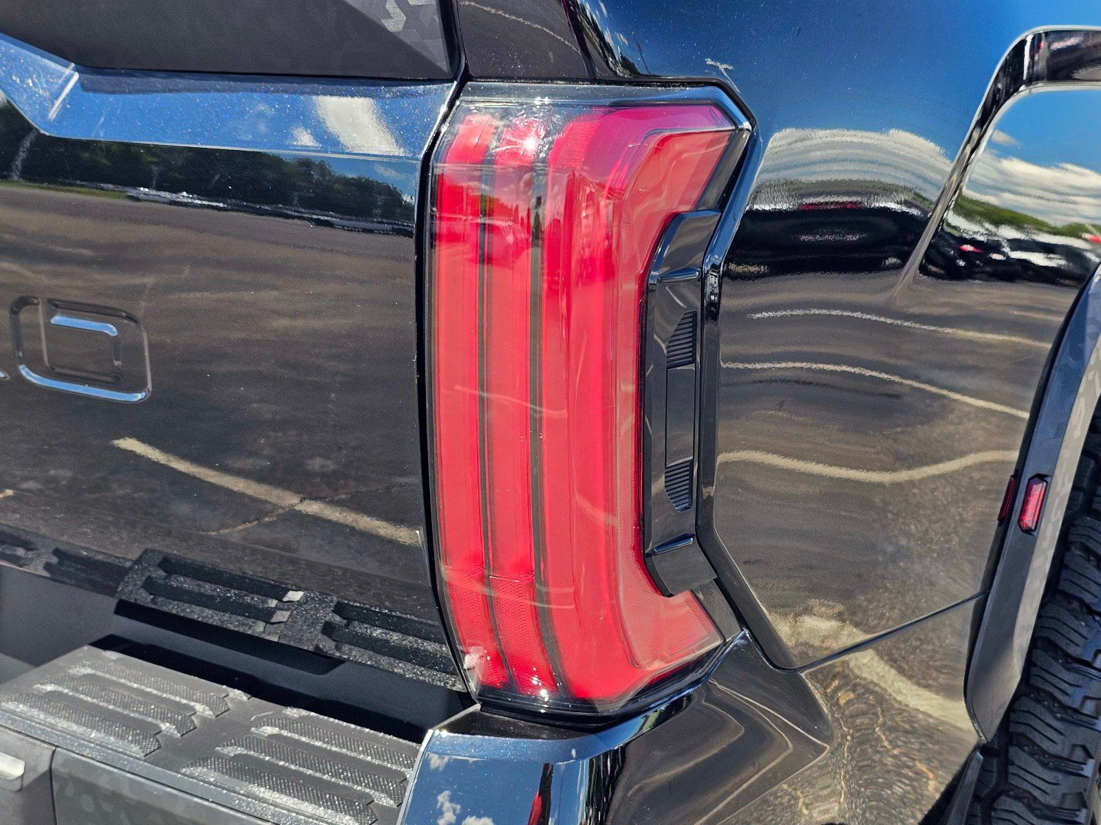 Used 2023 Toyota Tundra TRD Pro AWD/4WD image 10