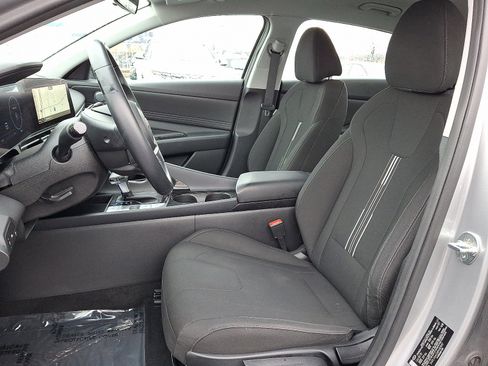 Certified 2023 Hyundai Elantra SEL w/ Convenience Package image 13