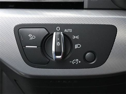 Used 2024 Audi A4 2.0T Premium Plus image 16