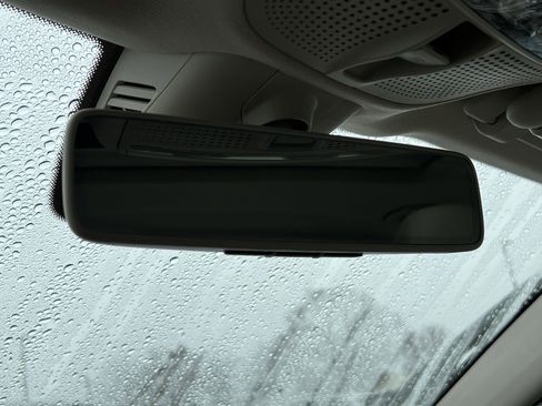 Used 2017 Mercedes-Benz E 300 image 27