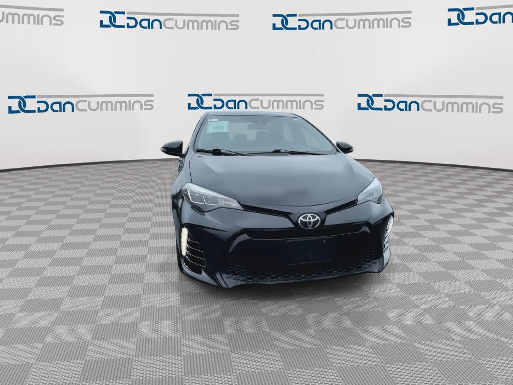 Used 2017 Toyota Corolla SE w/ Carpet Mat Package (TMS) FWD image 3
