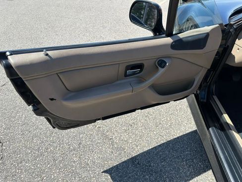 Used 2001 BMW Z3 3.0i image 8