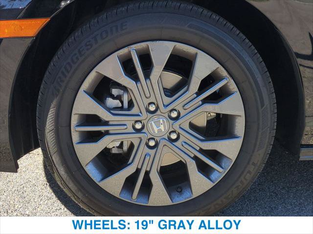 Certified 2026 Honda Odyssey Touring image 11