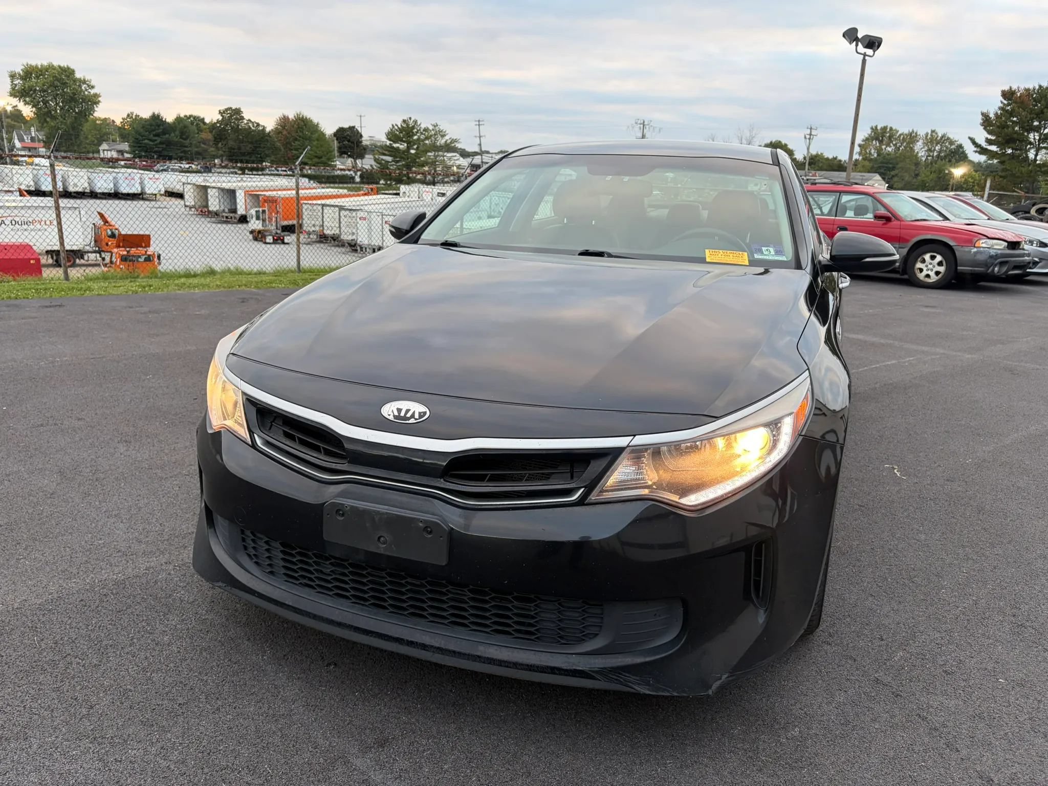 Used 2017 Kia Optima EX FWD image 2