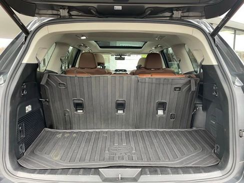 Used 2019 Subaru Ascent Touring image 34