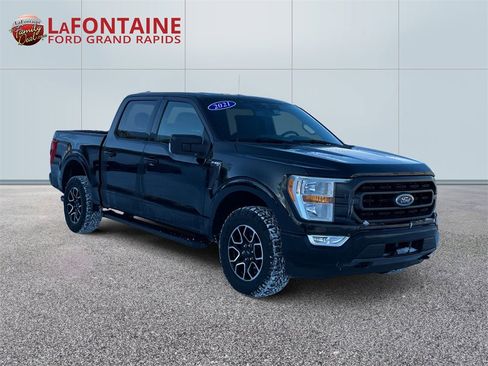 Used 2021 Ford F150 XLT w/ Equipment Group 301A Mid image 3
