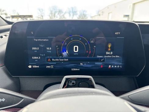 Certified 2026 Chevrolet Traverse RS image 9