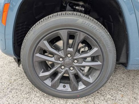 New 2026 Jeep Grand Cherokee L Limited AWD/4WD image 19