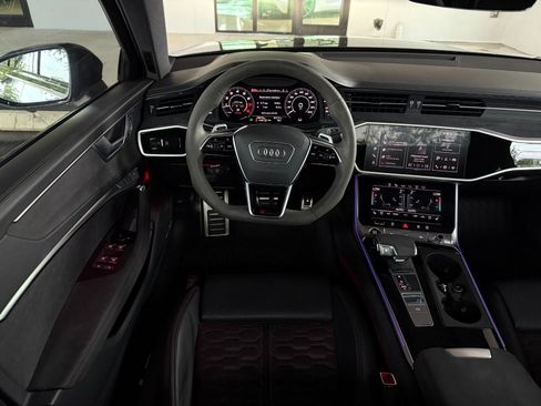 Used 2024 Audi RS 6 performance AWD/4WD image 44