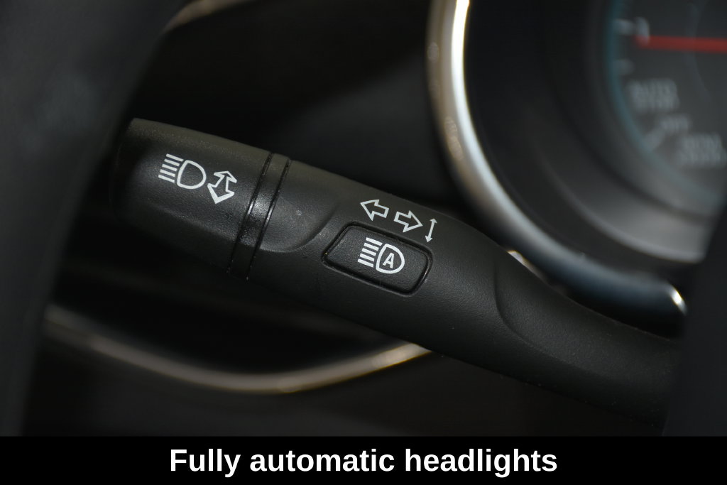 Used 2021 Chevrolet Malibu LT FWD image 13