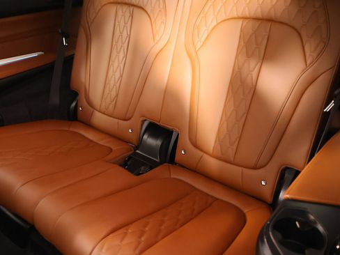 Used 2024 BMW X7 M60i w/ Executive Package AWD/4WD image 14